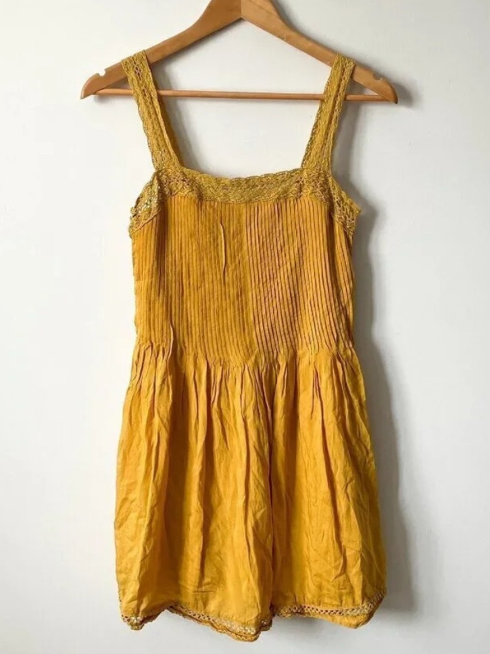 NWT Wilfred La Boheme Leone Lace Dress Mini Modal Boho Cottagecore Cairo Gold